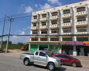 For Sale or Rent Retail Space 864 sqm in Mueang Nakhon Ratchasima, Nakhon Ratchasima, Thailand