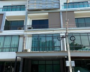 For Rent 2 Beds Retail Space in Bang Phli, Samut Prakan, Thailand
