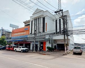 For Sale Office 909.2 sqm in Mueang Udon Thani, Udon Thani, Thailand