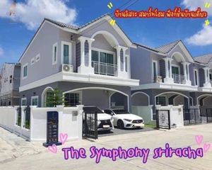 For Sale 4 Beds Townhouse in Si Racha, Chonburi, Thailand