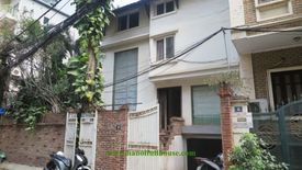 Cho thuê nhà phố 4 phòng ngủ tại Quảng An, Quận Tây Hồ, Hà Nội