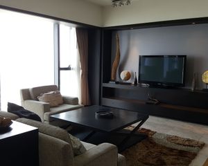 For Sale or Rent 3 Beds Condo in Sathon, Bangkok, Thailand
