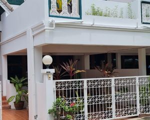 For Sale or Rent 4 Beds Townhouse in Hua Hin, Prachuap Khiri Khan, Thailand