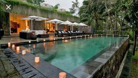 Villa dijual dengan 6 kamar tidur di Air Kuning, Bali