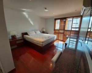 For Rent 2 Beds Condo in Bang Kapi, Bangkok, Thailand