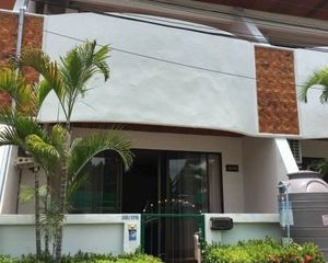 For Sale or Rent 2 Beds Townhouse in Bang Lamung, Chonburi, Thailand