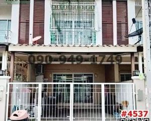 For Rent 3 Beds Townhouse in Bang Khae, Bangkok, Thailand