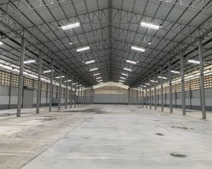 For Rent Warehouse 4,000 sqm in Mueang Chon Buri, Chonburi, Thailand