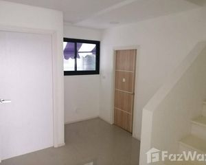 For Sale or Rent 1 Bed Townhouse in Din Daeng, Bangkok, Thailand