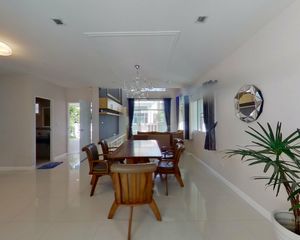 For Sale 4 Beds House in Mueang Chiang Mai, Chiang Mai, Thailand