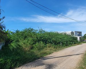 For Sale Land 1,016 sqm in Hua Hin, Prachuap Khiri Khan, Thailand