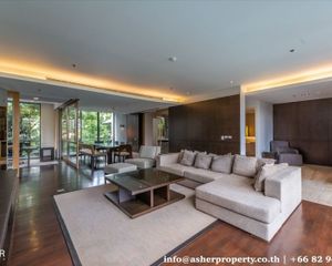 For Rent 3 Beds Condo in Khlong Toei, Bangkok, Thailand