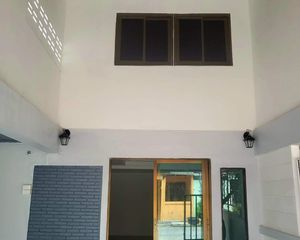For Sale 3 Beds Townhouse in Mueang Songkhla, Songkhla, Thailand
