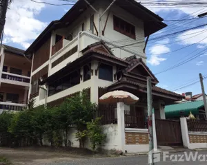 For Sale 3 Beds Apartment in Mueang Chiang Mai, Chiang Mai, Thailand