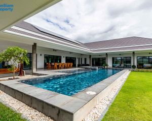 For Rent 4 Beds House in Cha Am, Phetchaburi, Thailand