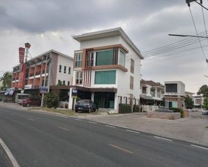 For Rent Retail Space 316 sqm in Mueang Nakhon Ratchasima, Nakhon Ratchasima, Thailand