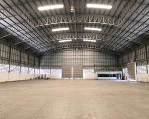 For Rent Warehouse 1,850 sqm in Mueang Pathum Thani, Pathum Thani, Thailand