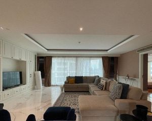 For Rent 5 Beds Condo in Khlong Toei, Bangkok, Thailand