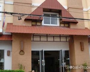 For Sale Hotel 928 sqm in Bang Lamung, Chonburi, Thailand