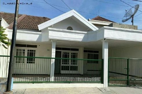 Rumah disewa dengan 2 kamar tidur di Surabaya, Jawa Timur
