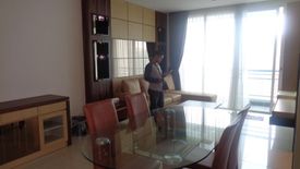 Apartemen disewa dengan 3 kamar tidur di Tanjung Duren Selatan, Jakarta