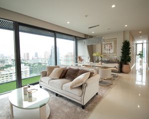 For Sale or Rent 2 Beds コンド in Khlong Toei, Bangkok, Thailand