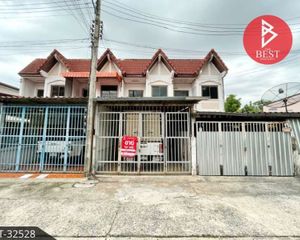 For Sale 2 Beds Townhouse in Bua Yai, Nakhon Ratchasima, Thailand
