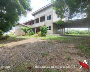 For Sale 3 Beds House in Phatthana Nikhom, Lopburi, Thailand