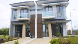 Rumah dijual dengan 4 kamar tidur di Joglo, Jakarta