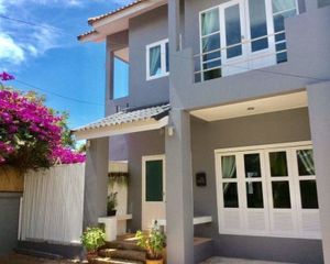 For Sale 4 Beds Townhouse in Ko Samui, Surat Thani, Thailand