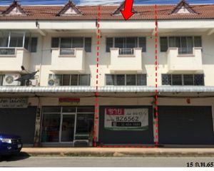 For Sale Retail Space 68 sqm in Mueang Lamphun, Lamphun, Thailand