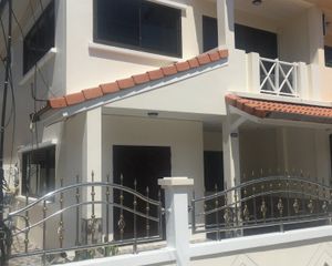 For Rent 3 Beds Townhouse in Kathu, Phuket, Thailand