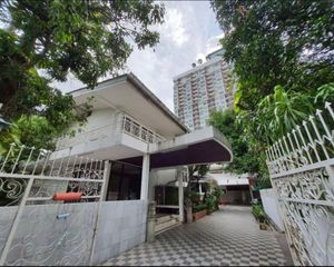 For Rent 4 Beds House in Sathon, Bangkok, Thailand
