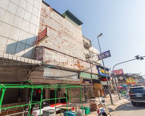 For Rent Retail Space 336 sqm in Mueang Chiang Mai, Chiang Mai, Thailand