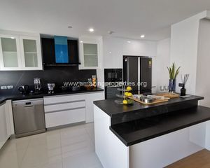 For Rent 3 Beds Condo in Mueang Nakhon Pathom, Nakhon Pathom, Thailand