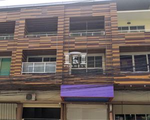 For Sale 2 Beds Retail Space in Mueang Chiang Mai, Chiang Mai, Thailand