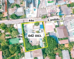 For Sale Land 2,568 sqm in Phaya Thai, Bangkok, Thailand