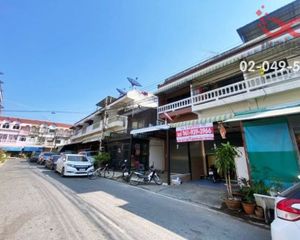 For Sale Retail Space 200 sqm in Muak Lek, Saraburi, Thailand