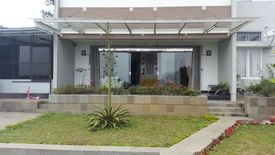 Villa dijual dengan 6 kamar tidur di Pagerwangi, Jawa Barat