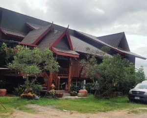 For Rent 5 Beds House in Mueang Lamphun, Lamphun, Thailand