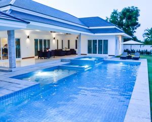 For Sale or Rent 3 Beds House in Cha Am, Phetchaburi, Thailand