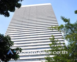 For Sale or Rent Office 313.61 sqm in Watthana, Bangkok, Thailand