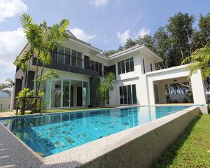 For Rent 3 Beds Condo in Thalang, Phuket, Thailand