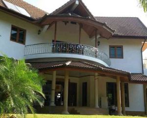 For Sale 5 Beds House in Ban Thi, Lamphun, Thailand