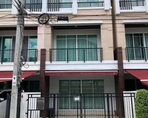 For Rent 3 Beds House in Rat Burana, Bangkok, Thailand