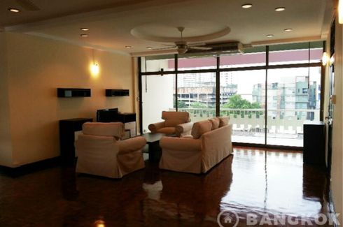 3 Bedroom Apartment for rent in Khlong Tan Nuea, Bangkok near MRT Sukhumvit