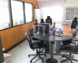 For Sale Office 1,900 sqm in Suan Luang, Bangkok, Thailand