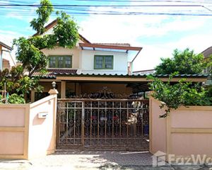 For Sale 3 Beds House in Mueang Lop Buri, Lopburi, Thailand