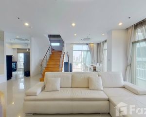 For Sale 3 Beds Condo in Ratchathewi, Bangkok, Thailand