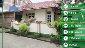 Rumah dijual dengan 3 kamar tidur di Akcaya, Kalimantan Barat
